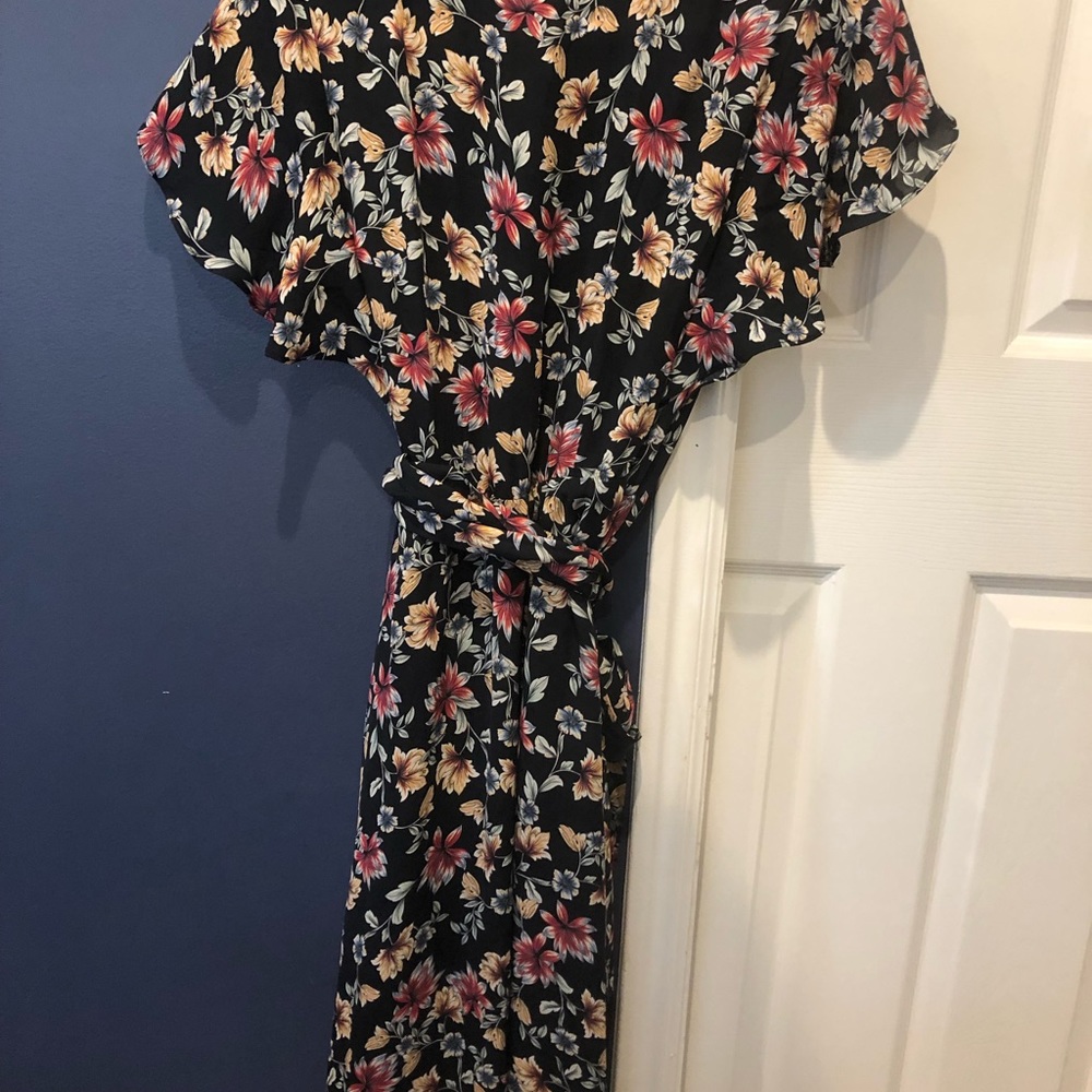 Amour vert midi floral wrap dress